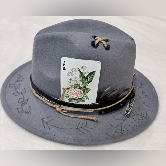 Accessories - Decorative Gray Burned Fedora with Ace of Clubs Card and Red Underside One Size